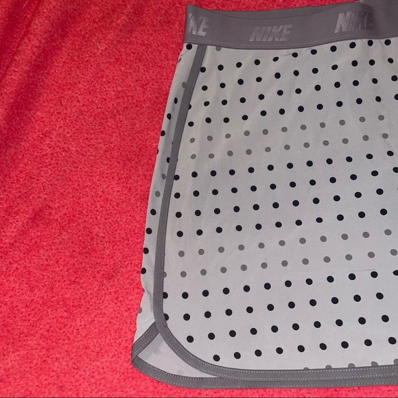 Nike Golf Tennis Skort Gray Size Small EUC Athleisure - Picture 5 of 14